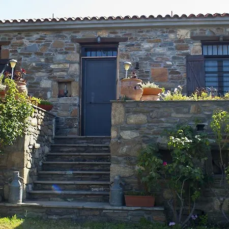 Petrino Spiti Villa Parthenon Exterior photo